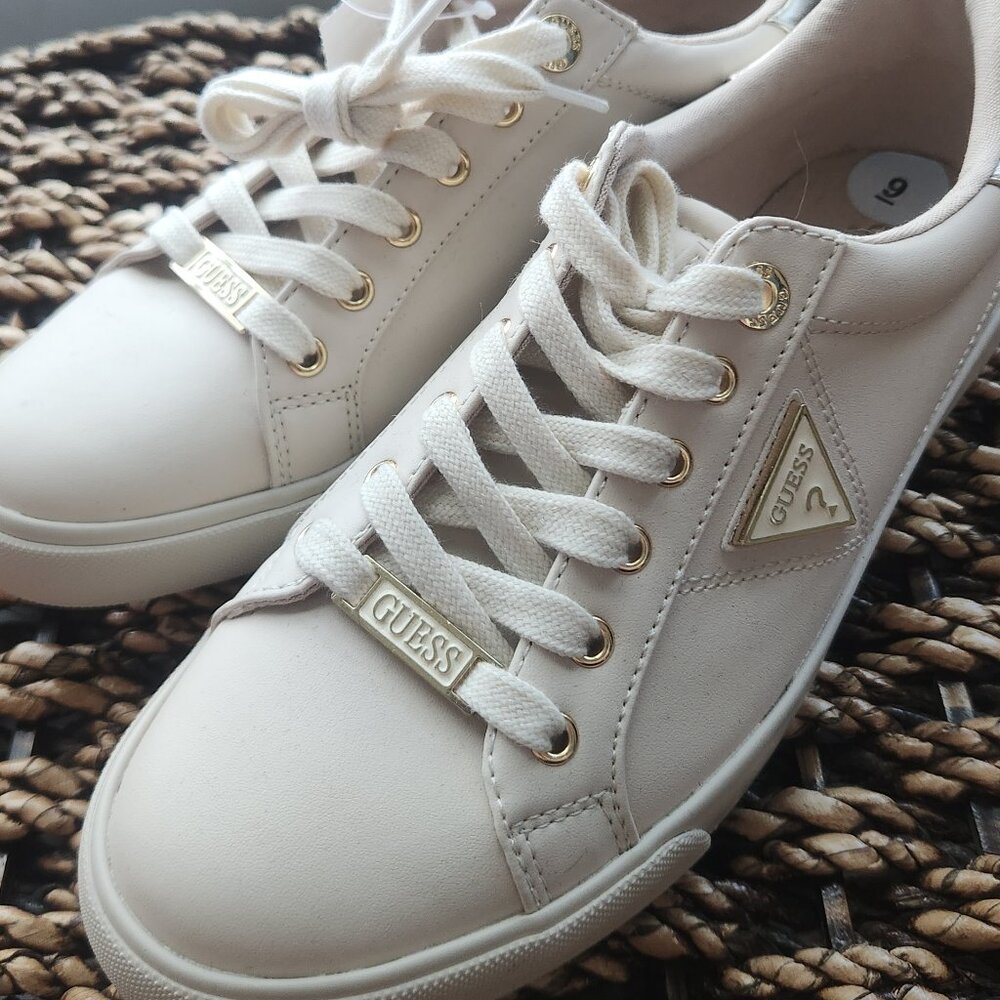 Guess Beige Leather Sneaker